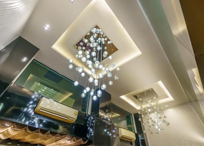 Hotel Deco Lux 3*