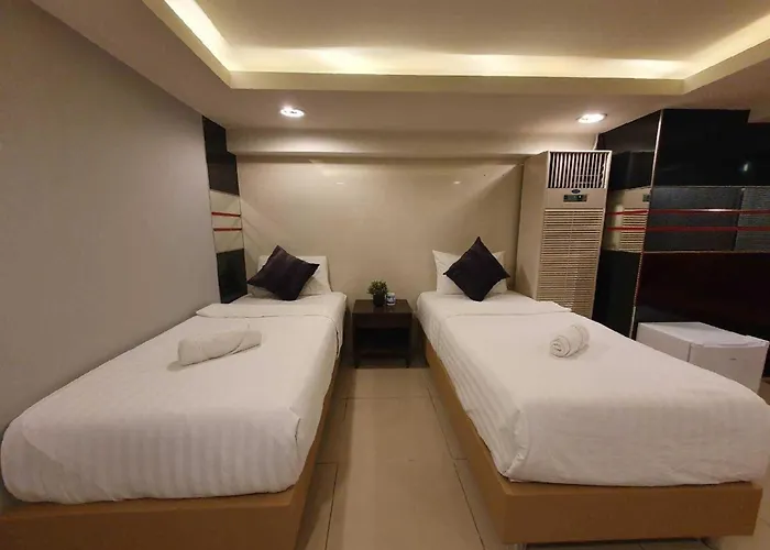 Deco Lux Hotel 3*