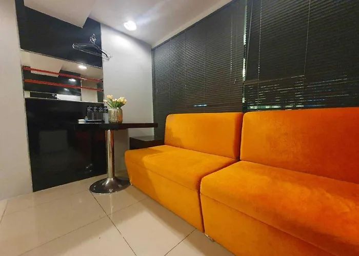Deco Lux Hotel
