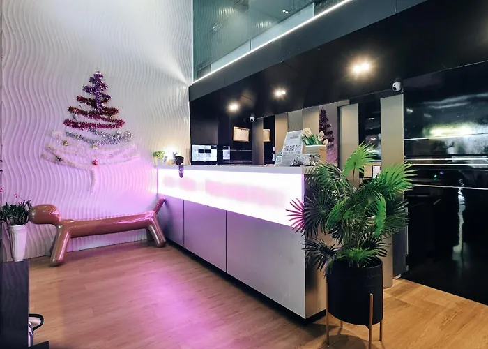 Deco Lux Hotel 3*