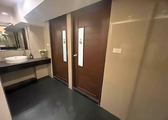 Deco Lux Отель 3*